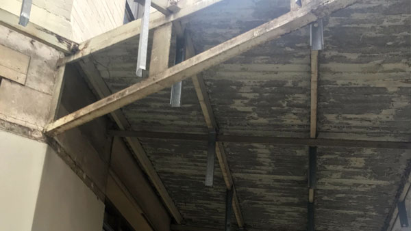 Leaking-Awning Leaking Awnings